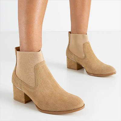 Бежевые женские замшевые ботинки Tarina