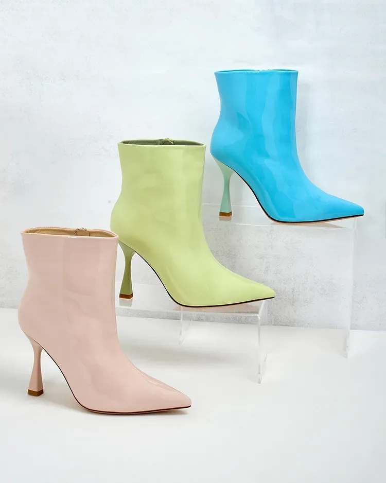 "Royalfashion Loori" lakuoti moteriški bateliai stiletto kulnu