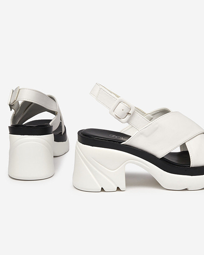 Белые женские босоножки на толстой шпильке Feine - Обувь