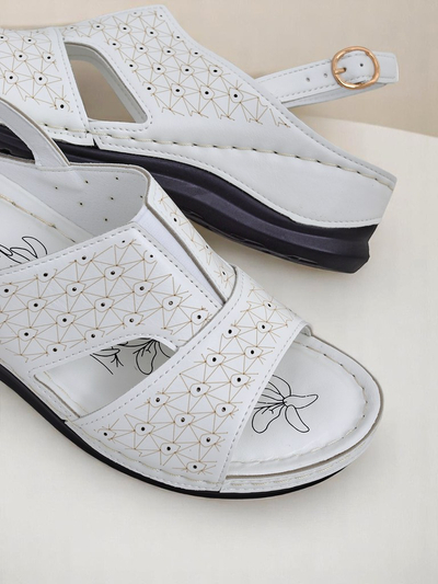 Royalfashion moteriškos basutės su žemu platformos kulniuku Comfort Chic