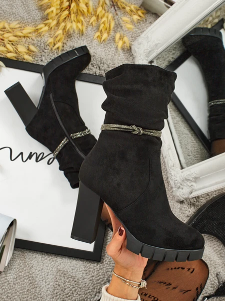 Женские ботильоны из эко-замши на каблуке-столбике RuneFlicker
