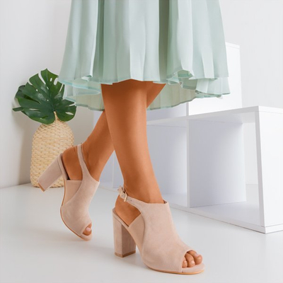 Босоножки на высоком каблуке в пудровом цвете Bartom - Обувь