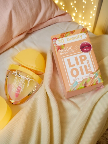 3Q Beauty Aloe Vera giliai drėkinantis lūpų blizgis