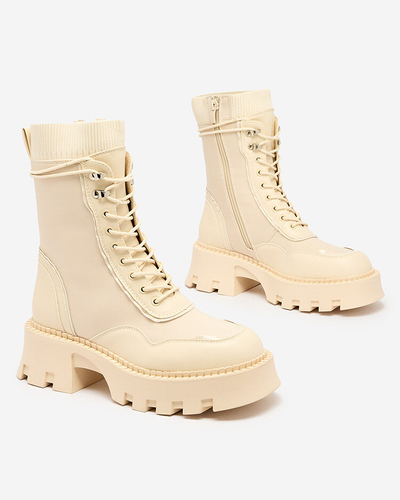 Royalfashion Smėlio spalvos moteriški nėriniuoti Vabasa batai