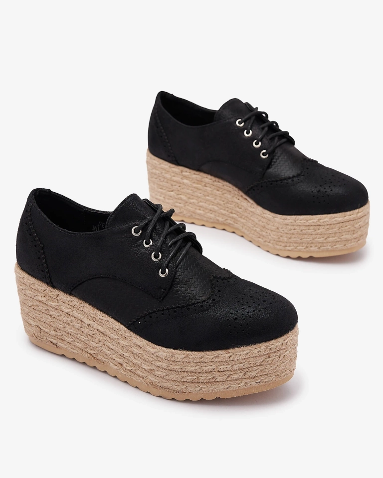 Черные женские полусапожки на платформе Jacais- Footwear