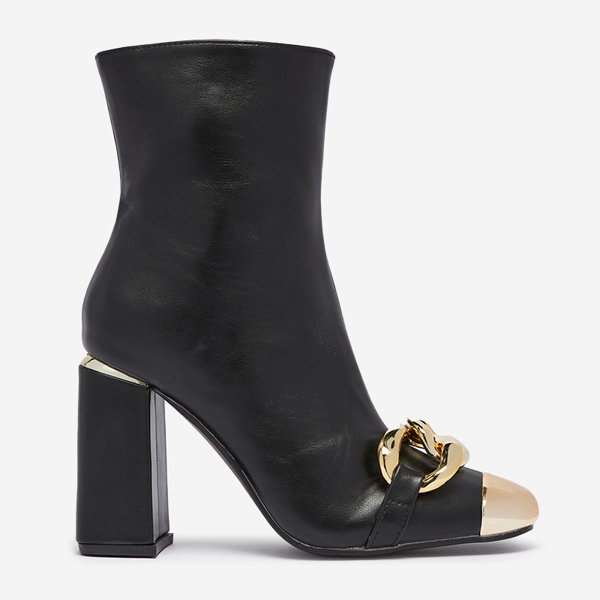 OUTLET Juodi moteriški aukštakulniai batai su auksiniais papuošimais Amiop- Avalynė