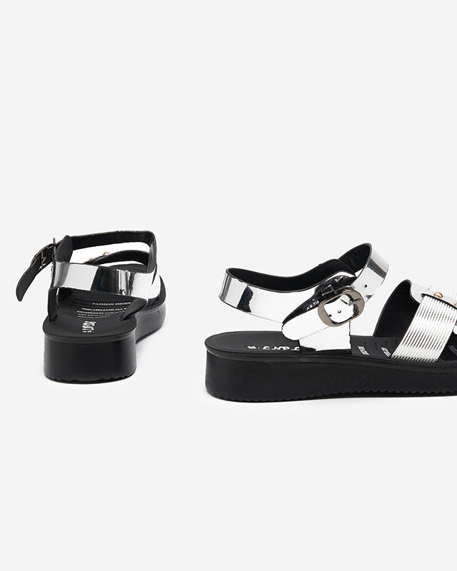 Lakuoto sidabro basutės plokščiakulniais Pulqo- Footwear