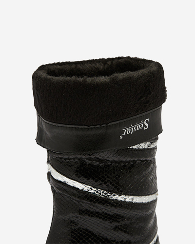 Черно-серебристые женские сапоги на шпильке с тиснеными полосками Felifea- Footwear