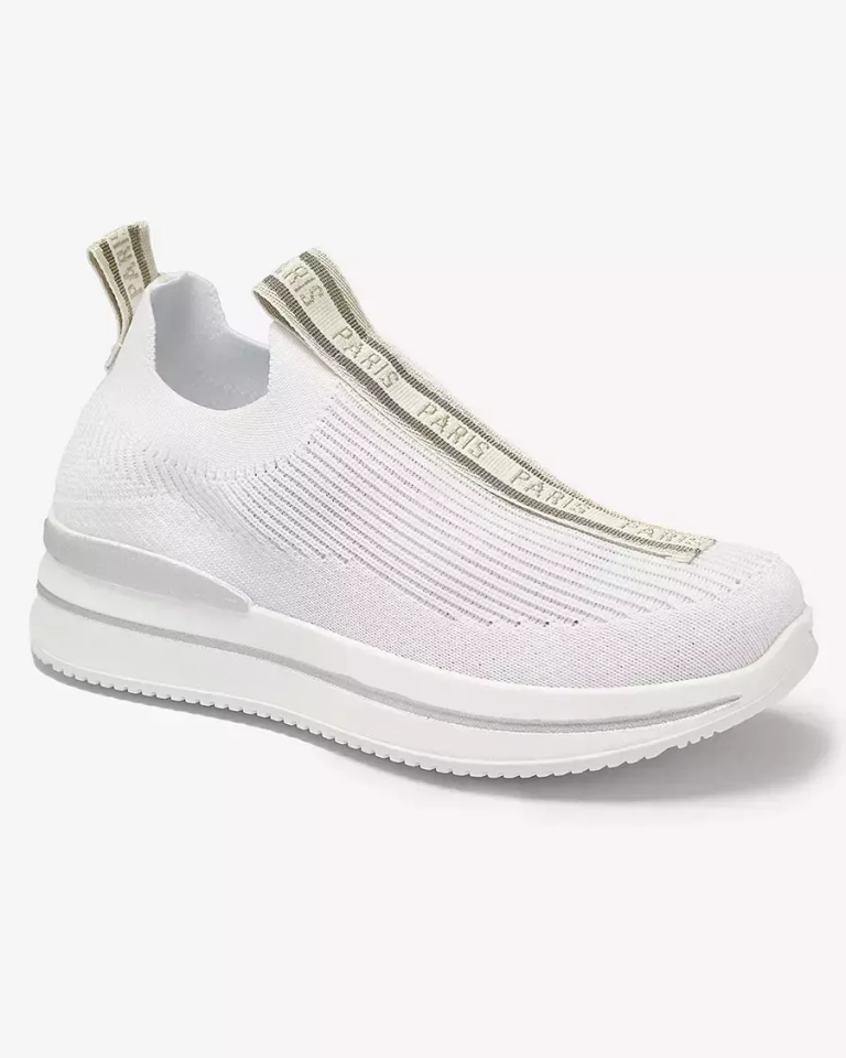 OUTLET Moteriški sportiniai bateliai su baltais užrašais Cerppa- Footwear