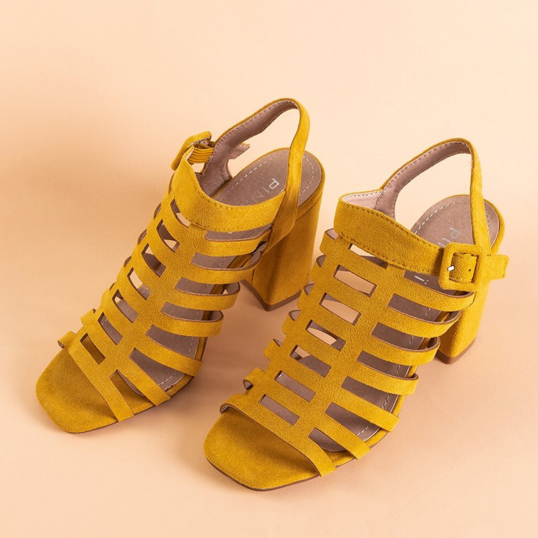 Желтые женские босоножки на каблуке Sima