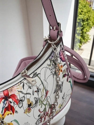 Royalfashion Maža moteriška rankinė iš eko odos su gėlių raštu Lily Bloom