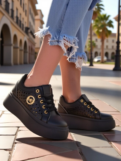 Aurelia Nero - Czarna platforma Royalfashion z eko skóry, model LH201-8