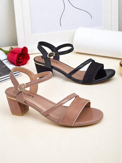Royalfashion Women's lacquered low-heeled sandals Grace Gloss