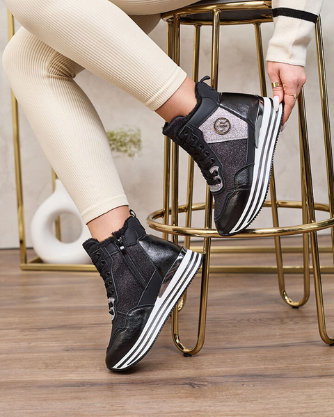 Royalfashion Moteriški sportiniai juodi bateliai su blizgučiais Kawellas