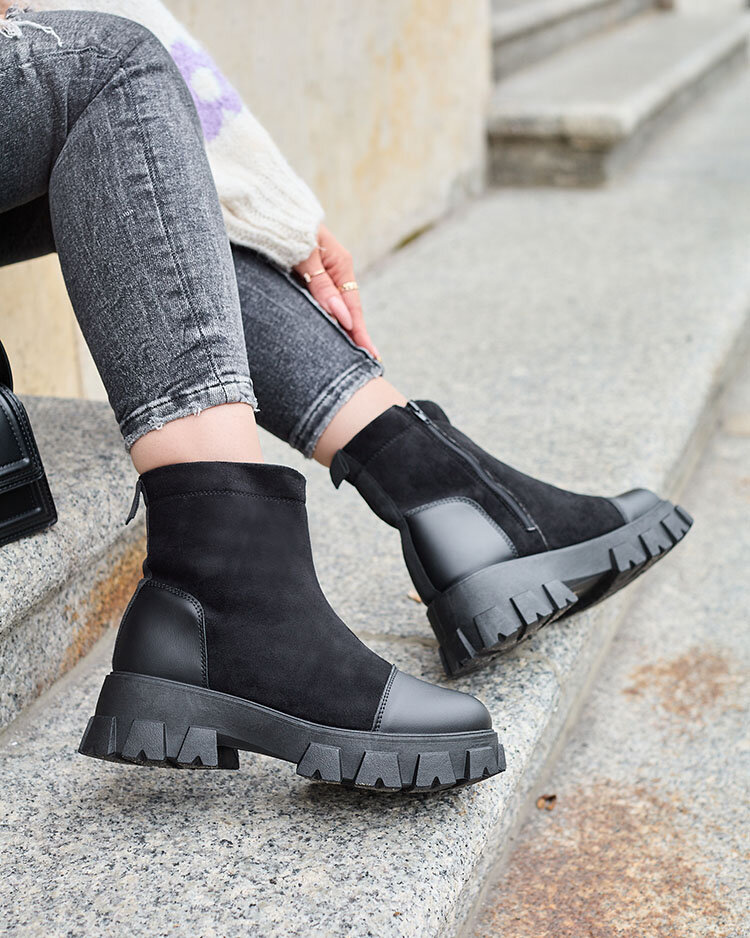 Royalfashion Черные женские сапоги на плоском каблуке Leffoi