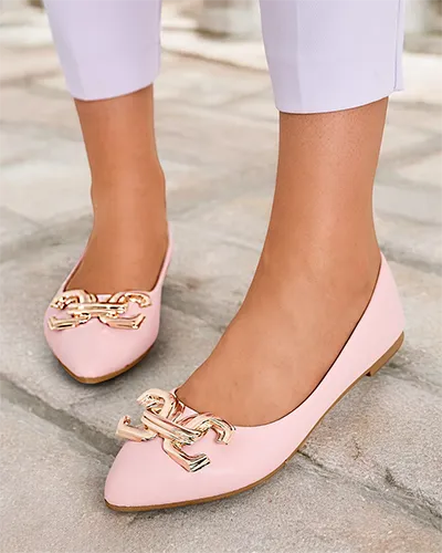 „Royalfashion“ juodos moteriškos baletų batai su galiuku papuošimu ant piršto „Figgda“