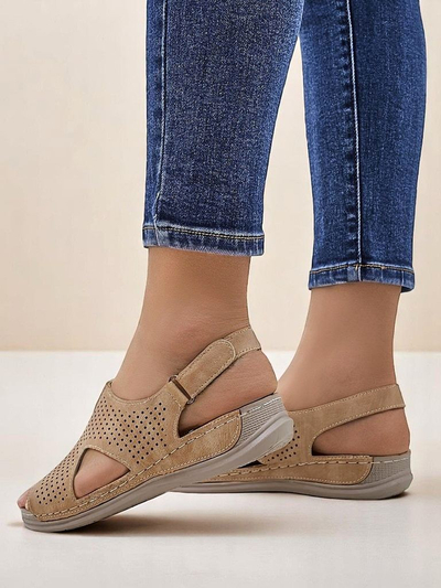Royalfashion Женские ажурные сандалии Leminni