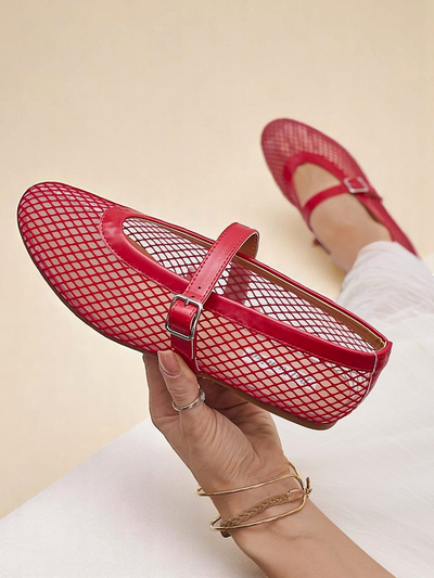 Royalfashion moteriški balerinos bateliai su išpjovomis ir dirželiu Naommi