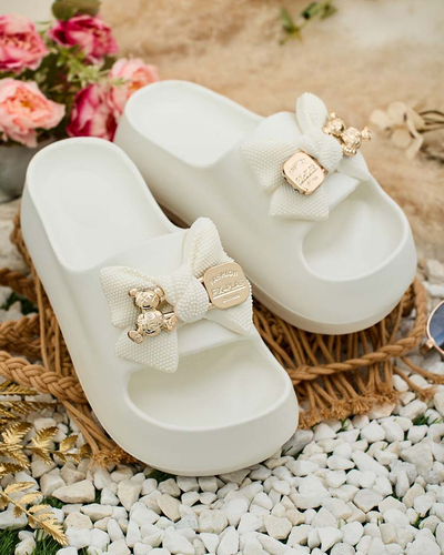 Royalfashion Женские резиновые шлепанцы с декоративным бантом Afeen