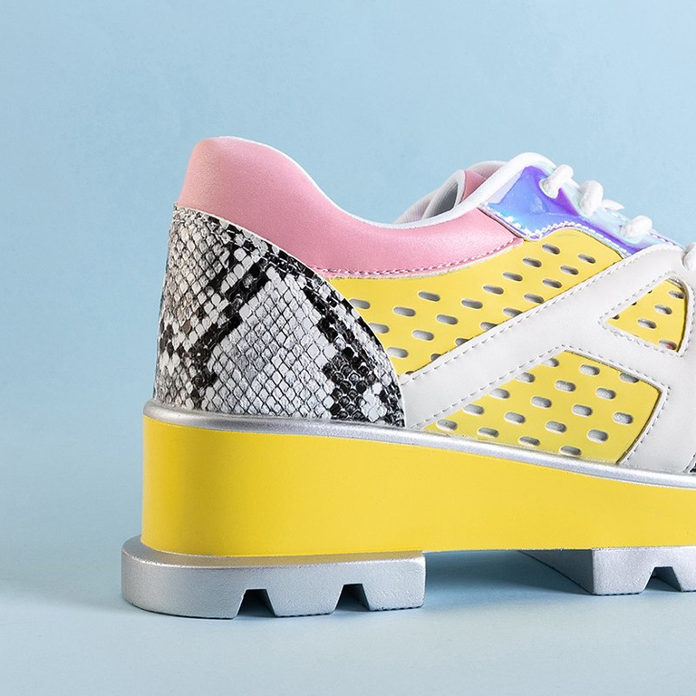 Moteriški balti ir geltoni sportbačiai su spalvotais intarpais Bumba - Avalynė