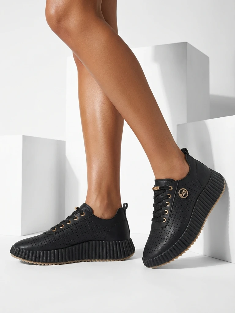 Royalfashion moterų sportiniai perforuoti sportbačiai Jovenes