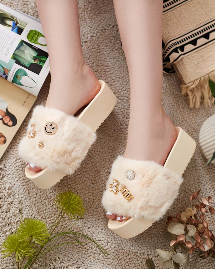 Royalfashion Женские шлепанцы на платформе Helimme