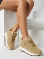 светло-коричневый || коричневый