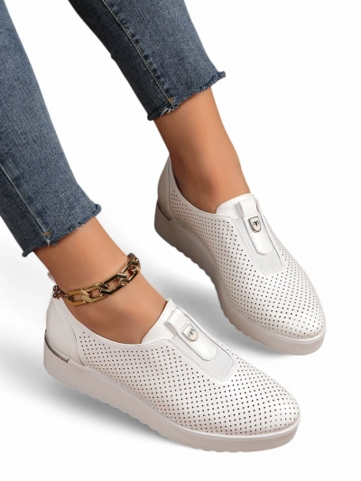 Royalfashion Slip-on moteriški perforuoti batai Goffies