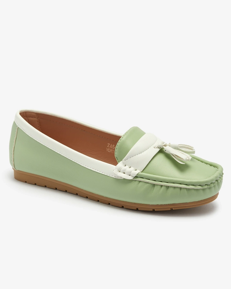 Žali moteriški mokasinai su kutais ir baltais intarpais Rerata - Avalynė