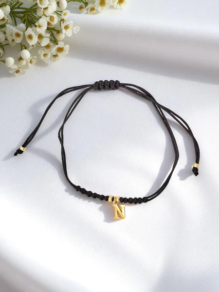 Moteriška apyrankė su raide N