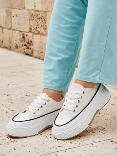 Женские платформенные кроссовки Royalfashion Beemes