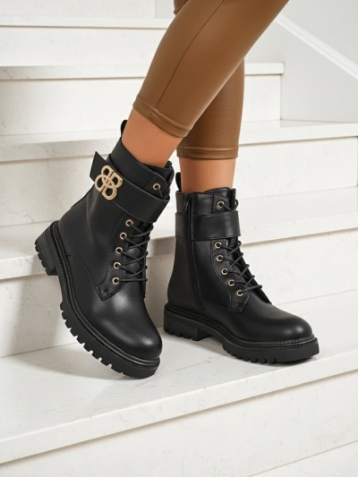 Artemisia Nero leather ankle boots with a round toe, zipper and gold buckle