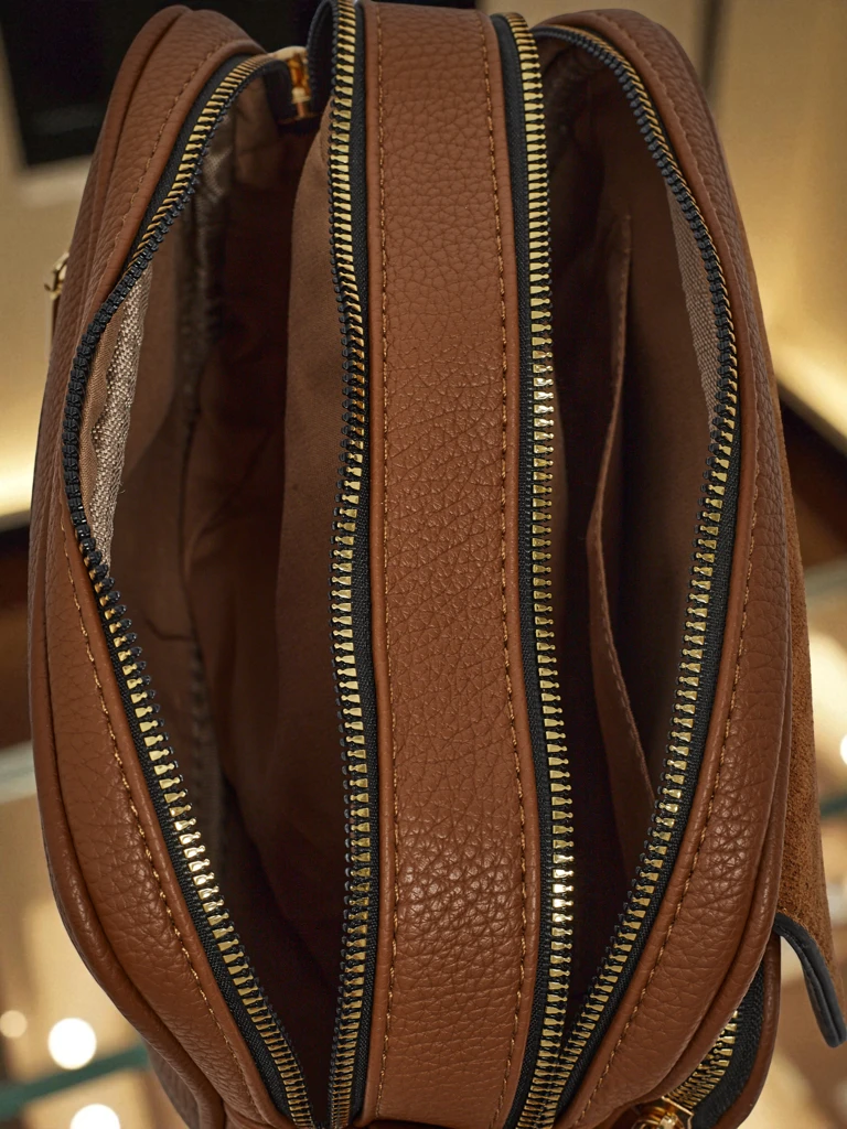 Маленькая женская сумочка из экокожи Avenne