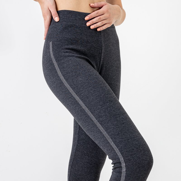 Tamsiai pilkos moteriškos antblauzdžiai su kubiniu cirkoniu - Drabužiai