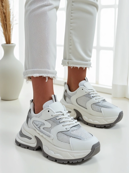 Royalfashion Женские кроссовки Ecapus