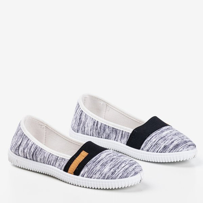 Czarne tenisówki slip - on z paseczkami Arimida - Obuwie