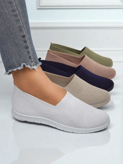 Białe baleriny Ariadne z oddychającej tkaniny