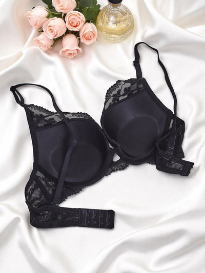 Royalfashion Moteriška push-up liemenėlė su nėriniais Luna Push-Up