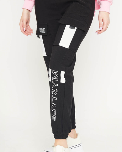 Juodos moteriškos krovininės kelnės su užrašais - Drabužiai