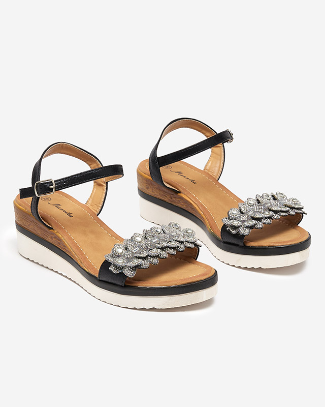 Juodos moteriškos pleištinės basutės su kubiniais cirkoniais Mafa- Footwear