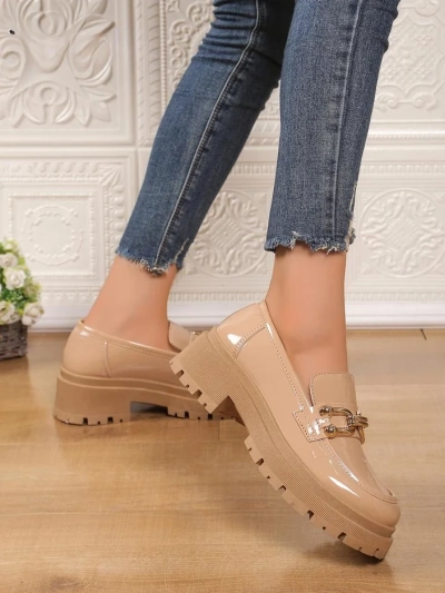 Royalfashion Женские лаковые лоферы Arieda