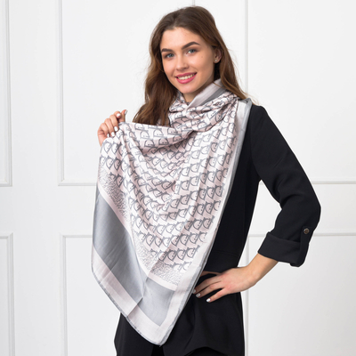 Rožinis moteriškas šalikas su raštu - Priedai