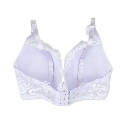 Balta liemenėlė su nėriniais - Apatinis trikotažas