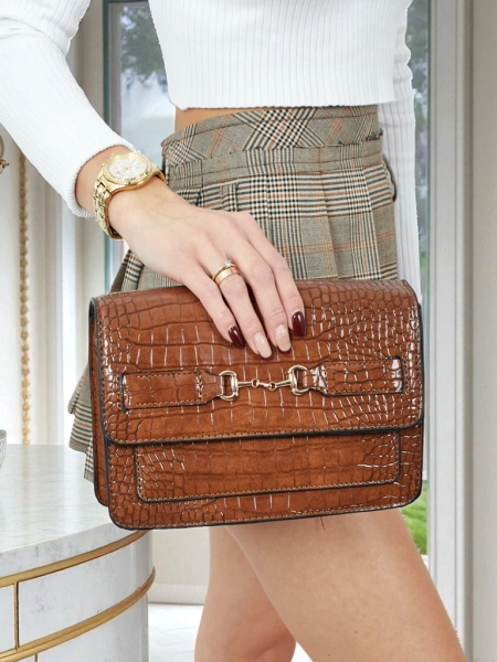 Lakinė maža moteriška rankinė iš eko odos Lunisse