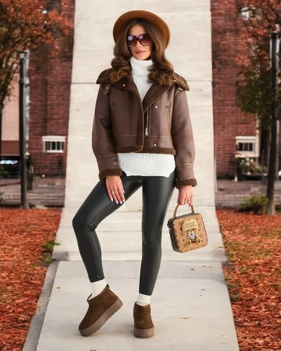 Karališka mada Moteriška motociklininkės striukė