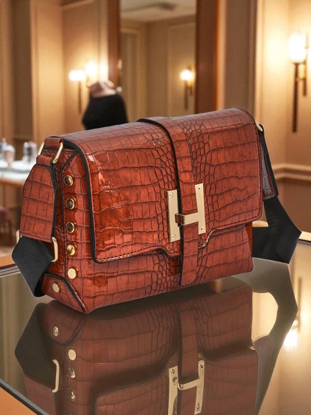 Royalfashion Shiny Small Faux Leather Purse Velia Crest - Straight Fire