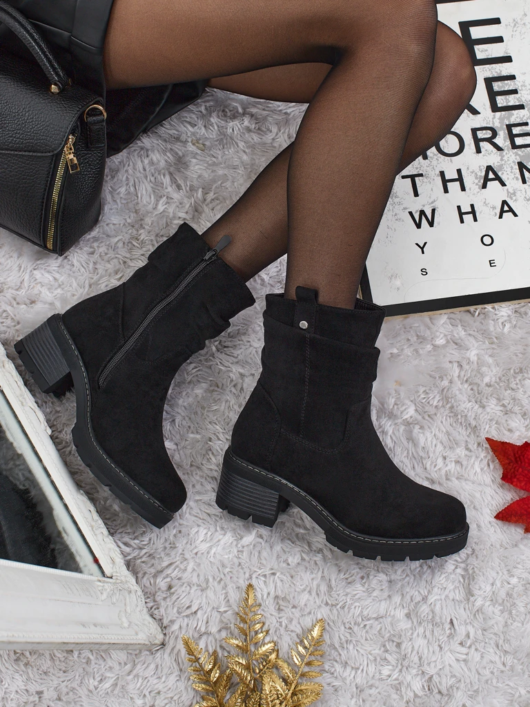 Высокие женские ботинки из эко-замши Carmine