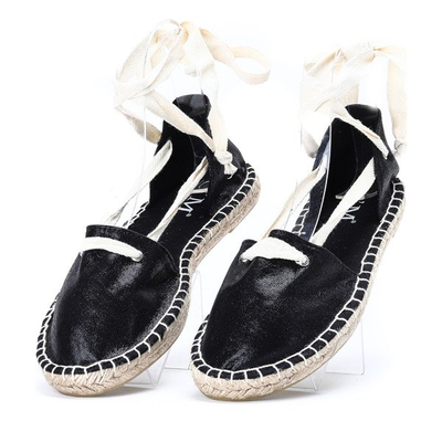 Czarne espadryle z ozdobnym wiązaniem Clarissa - Obuwie