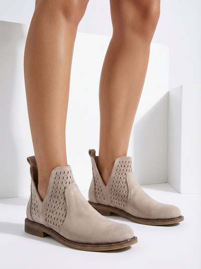 "Royalfashion" Moteriški "eko" zomšiniai batai "Ovilla"