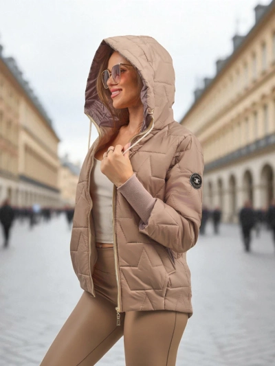 Женская стеганая куртка с капюшоном и манжетами на рукавах Raven Peak